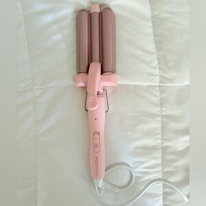 FoxyBae Pink Hair Waver